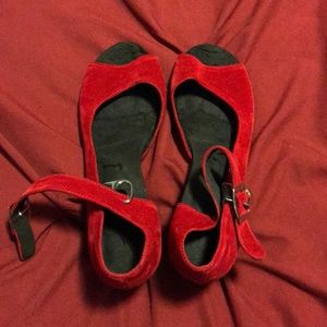 Red salsa/Latin shoes, fits 8-8.5